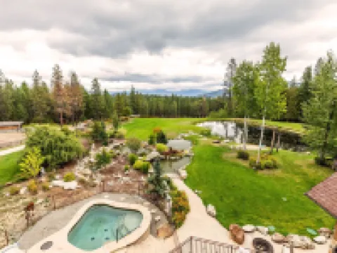 Talus Rock Retreat Hotels in Bonner County