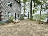 Paradise Point Limit 10 Cottage Hotels in Casco