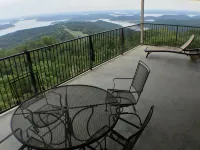 Whitney Mountain Lodge Hotels in Township 1