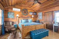 Hollmig Moon View 1 Bedroom Cabin by Redawning