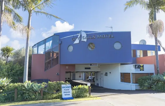 城市之帆汽車旅館