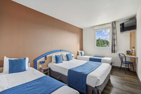 Hôtel Akena Chateaurenard - Parc des Expositions Avignon Отели в г. Нов