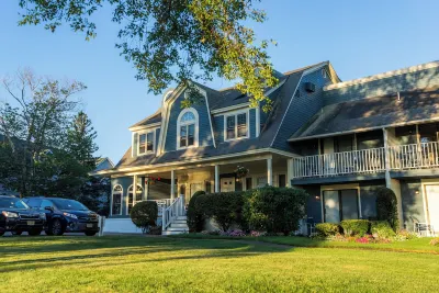 Seacastles Resort Hotels near Ogunquit Beach