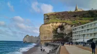 House with garden and free parking Hotels in Etretat