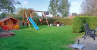 Great house with playground, canoe, wifi, bicycle shelter, prices incl. VAT. ER and NK