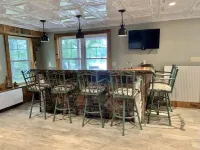 Owl House Limit 8 Home Hotels in Shapleigh