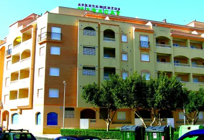 Apartamentos Maracay Hotels near Street Market of Roquetas de Mar