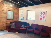 Dancing Bear Inn Hostel Hotels in Nelson