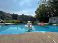 White Mountain Motel and Cottages