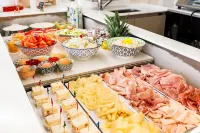 Hotel Ariane - Beachfront, Breakfast XXL & Sea View - breakfast