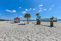 ที่พักน่ารักใน Gulfport: ระยะครึ่งไมล์ถึงชายหาด! - ติดทะเล
