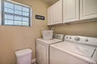 1 Block to Branson Strip: Condo w/ Views & Pool! -  Appartamenti vacanze