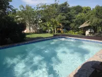 chobe sunset chalets - Pools