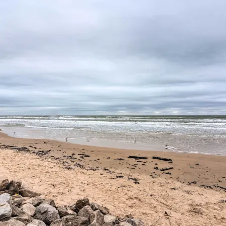 1 Block to Surfside Beach: Home w/ Deck!