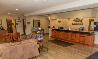 Clatskanie River Inn