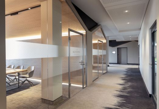 1. 노보텔 뒤셀도르..