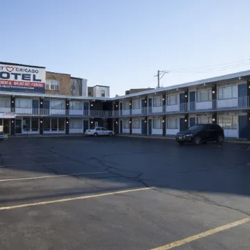 Heart O' Chicago Motel