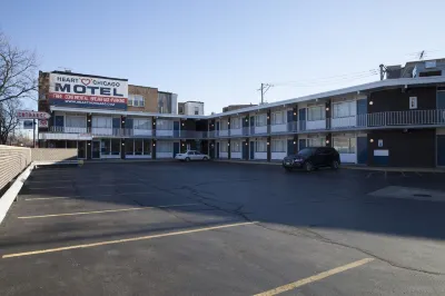 Heart O' Chicago Motel Hoteles cerca de Ravenswood Manor