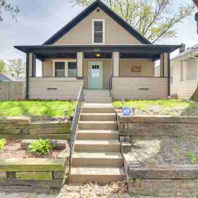 Pet-Friendly Davenport Home - Near Casino and Golf Hotel Exterior