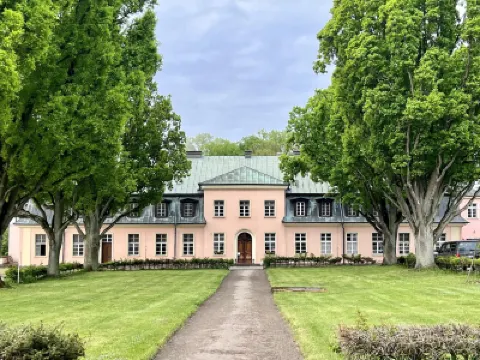 Dworek Bielin Hoteles en 