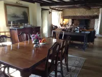 189 April Cottage - breakfast