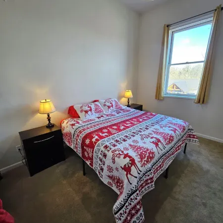 Charming 2-bedroom apartment in delightful Monroe, Oregon.