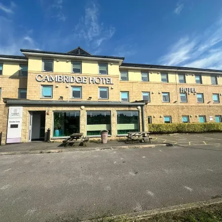 Cambridge Hotel Bradford Central