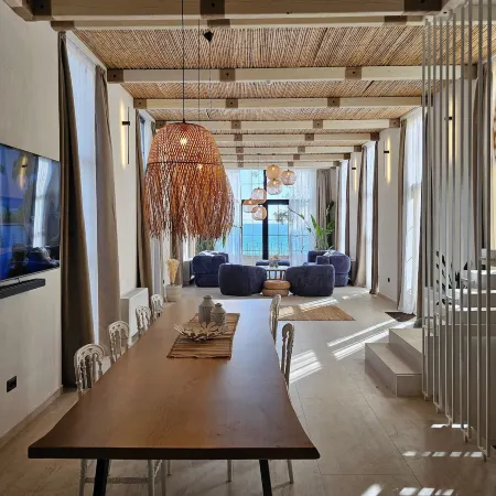 SeiSensi Luxury Beach Villa