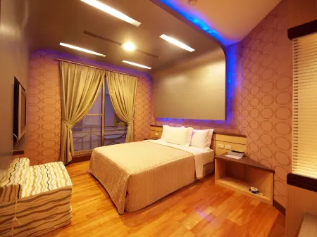 Ibiza Kenting Hotel II