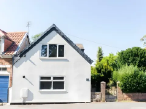 Elms Cottage Hotels in Spalding