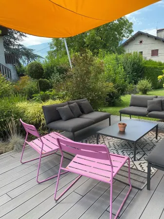 Contemporary house with private pool between lake and mountains - Wifi