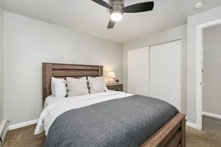 Contemporary Condo in the Heart of Old Town