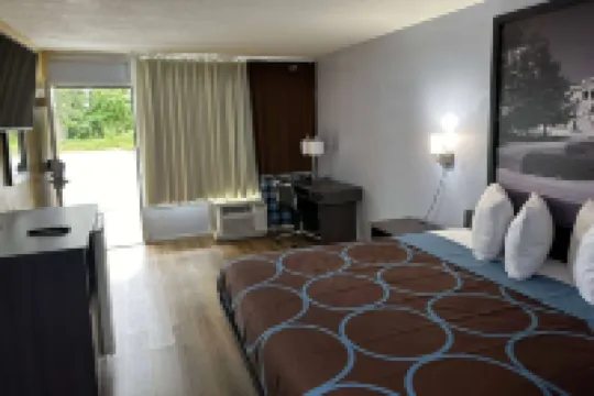 Super 8 by Wyndham Florence SC I-95 North / Hwy 76