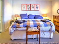 Kings Wharf 번햄 호텔