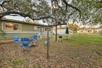 Cozy Graham Retreat ~ 3 Mi to Lake Eddleman! - Homestays