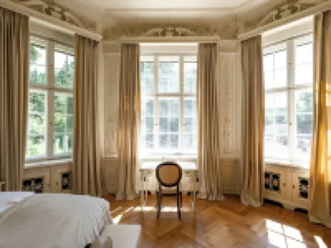 Schlosshotel Neustrelitz Hotels in Neustrelitz