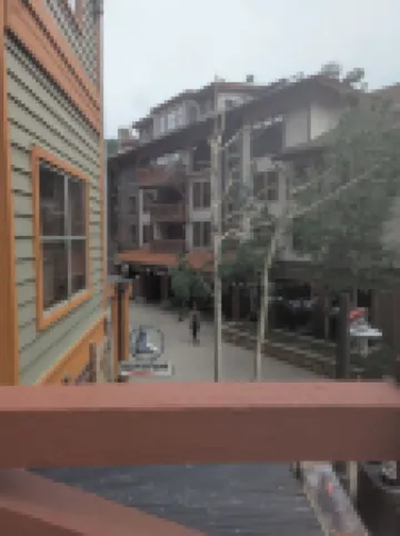 Location! location! location! Steps from the Eagle chair lift.