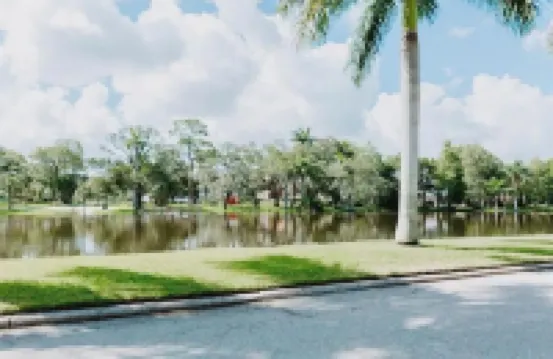 Modern Top Floor Rental Unit near Anna Maria Island