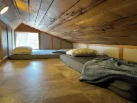 Scenic lodge near Perry, MO perfect for fishing…boating…hunting…relaxing