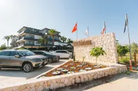 Palmila Butik Hotel - 주차장