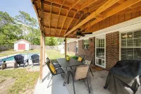 Private Saltwater Pool, No Stairs, Sleeps 8, Bunk Bed, Games, Gym, Near Beaches!