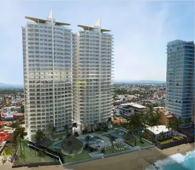 3BR fully equipped condo OCEAN FRONT - Golden Zone  호텔