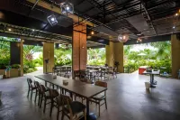 Palm Pran Resort فنادق في بران بوري