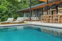 Villa Koa: Luxe Hillside Escape with Ocean Views - Villas