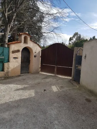 Love Coco Pour les Amoureux Jacuzzi Отели в г. Грас