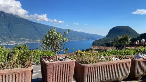 Casa Giulia, vacation apartment Tremosine sul Garda, Lake Garda Hotels in Tremosine