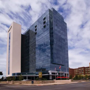 Embassy Suites by Hilton Buffalo 스타틀러타워 주변 호텔