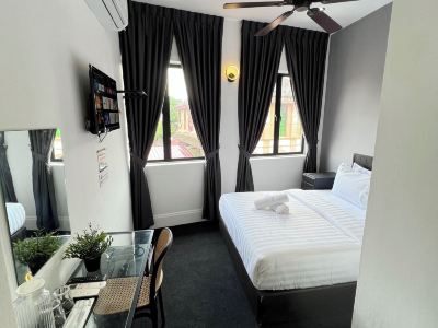 Quee Hotel