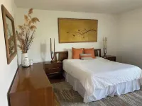 >>MAGICAL property on 5 acres in the Alabama Hills Hotels in Inyo County