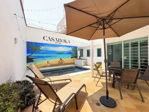 Spacious 5-bedroom house with AC, WiFi near to the beach